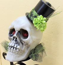 Load image into Gallery viewer, Skull Head Halloween Decoration
